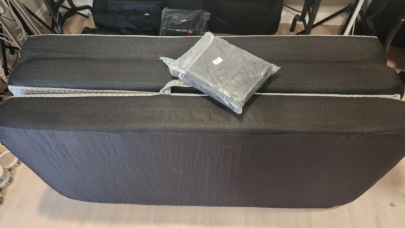600D Heavy Duty Folding Mattress Carry Bag for Twin & Twin XL Tri-Fold Bed