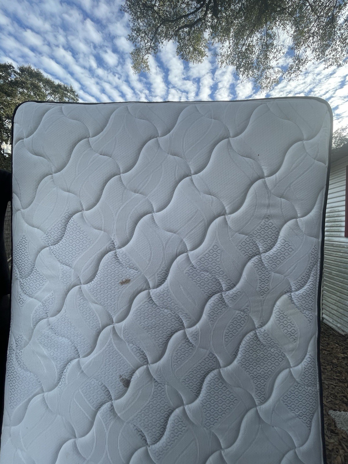 Twin Medium Firm Innerspring Mattress White Black Abstract Print Fabric Cover