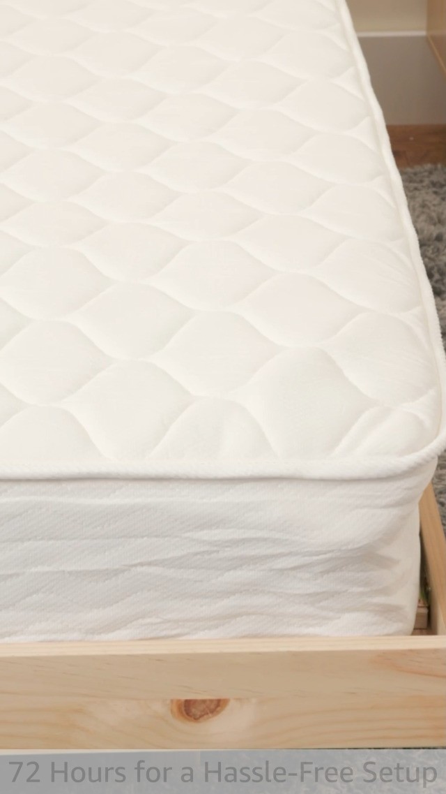 NapQueen 8 Inch Full Size Medium Firm Memory Foam Innerspring Mattress