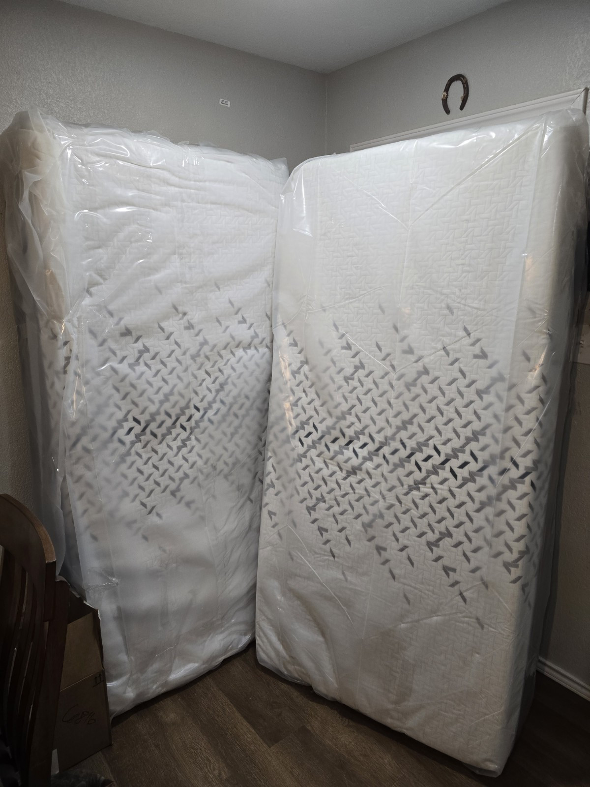 Nectar Luxe Hybrid, Twin XL (SINGLE MATTRESS), Perfect Condition