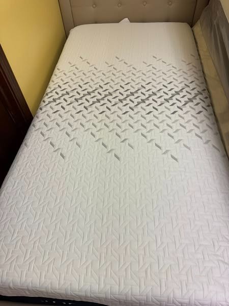 Nectar Premier Hybrid Mattress – Sanitized & Recompacted – Free Delivery