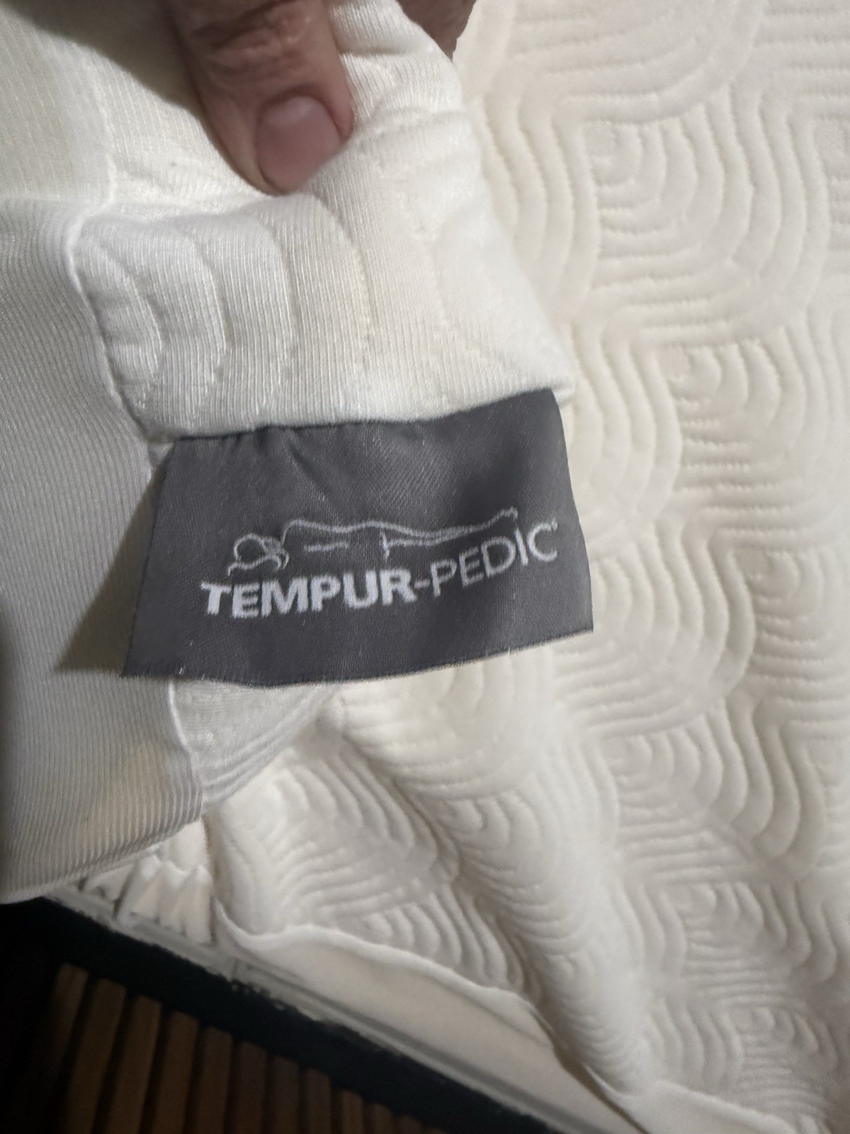 Tempur-Pedic Mattress topper White Geometric Pattern for Bedroom Adults 2 inch