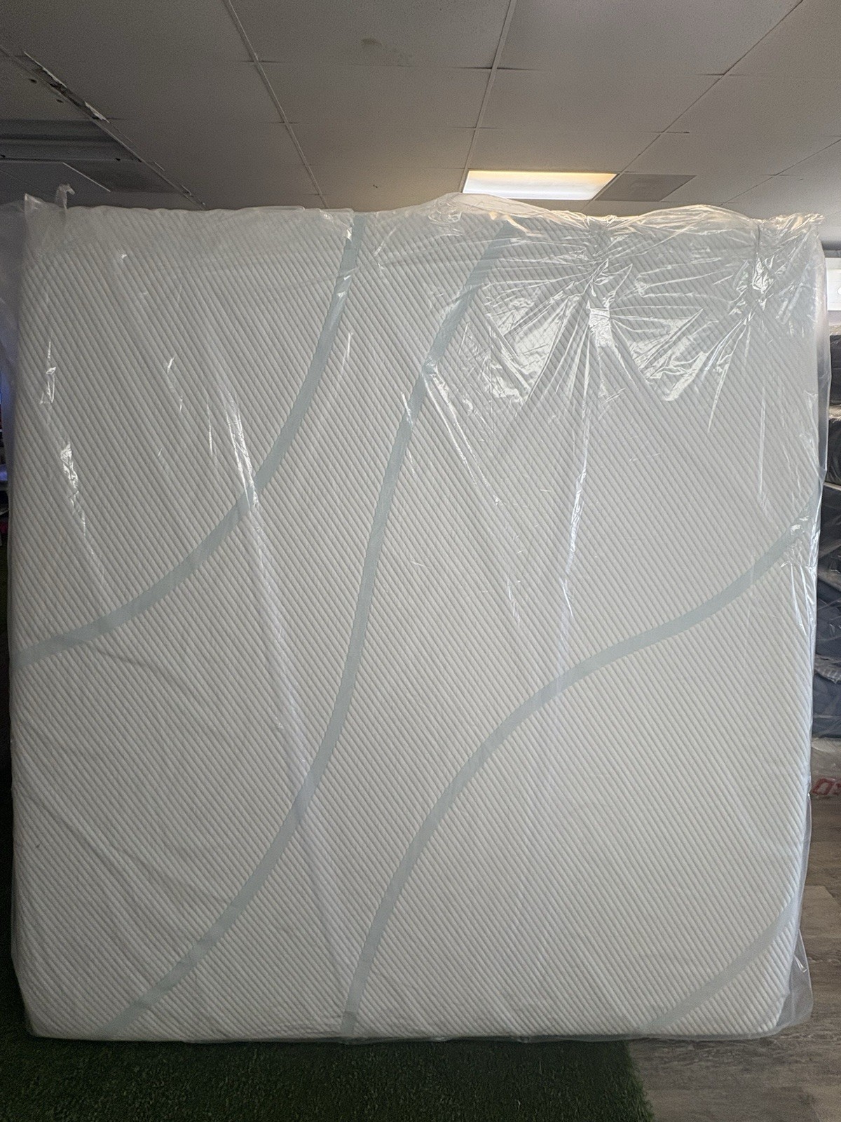 Tempurpedic Adapt Medium King Mattress BRAND NEW FREE SHIPPING!