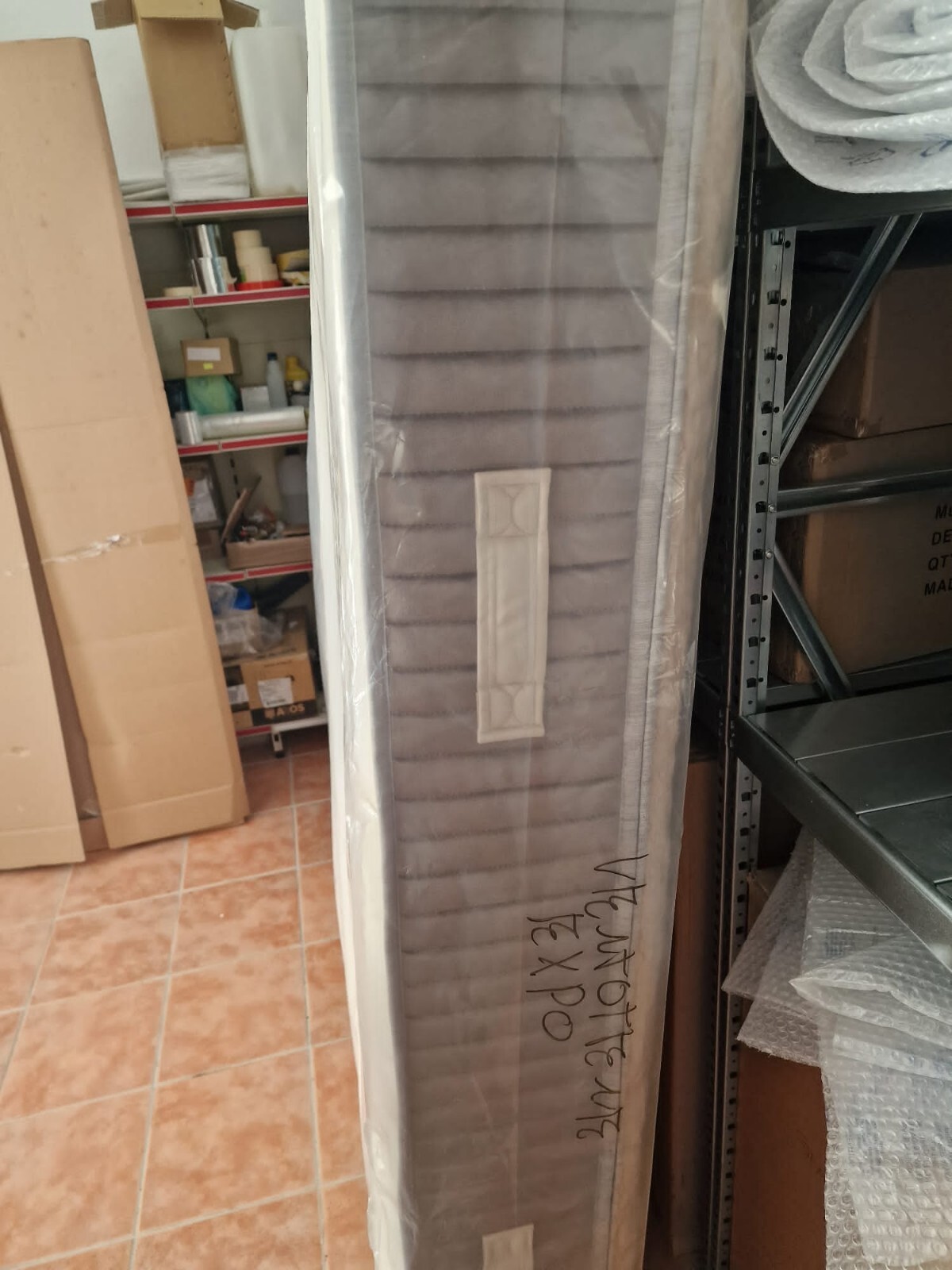 SUPER BIG MEMOREX MEMORY FOAM ANTI MITE 3 LAYER DOUBLE MATTRESS