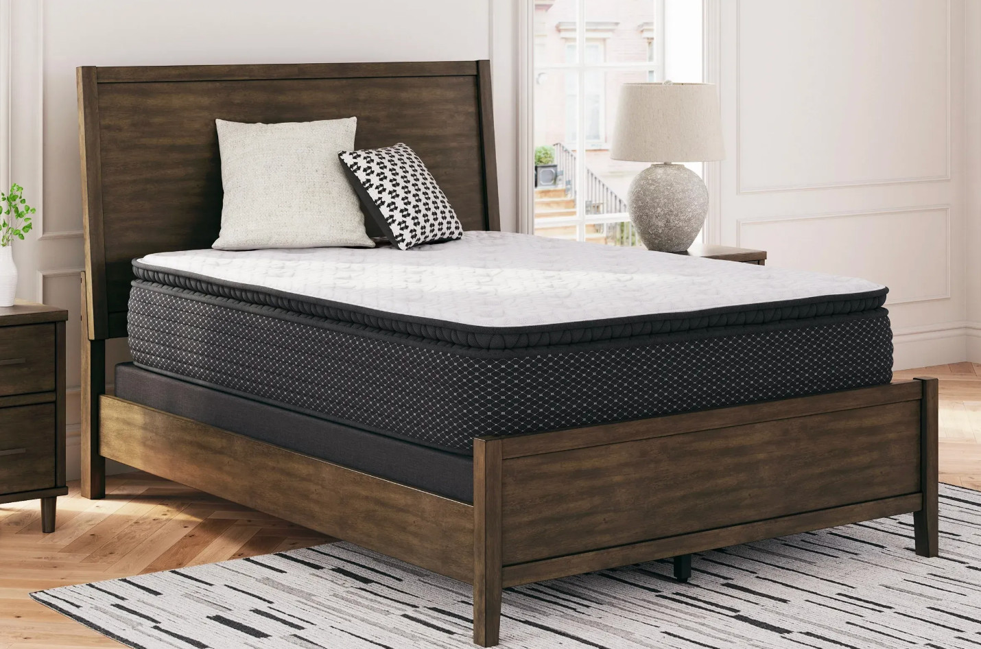 Limited Edition Pillow Top 13 ” Pillow Top Hybrid Mattress with Gel Memory Foam