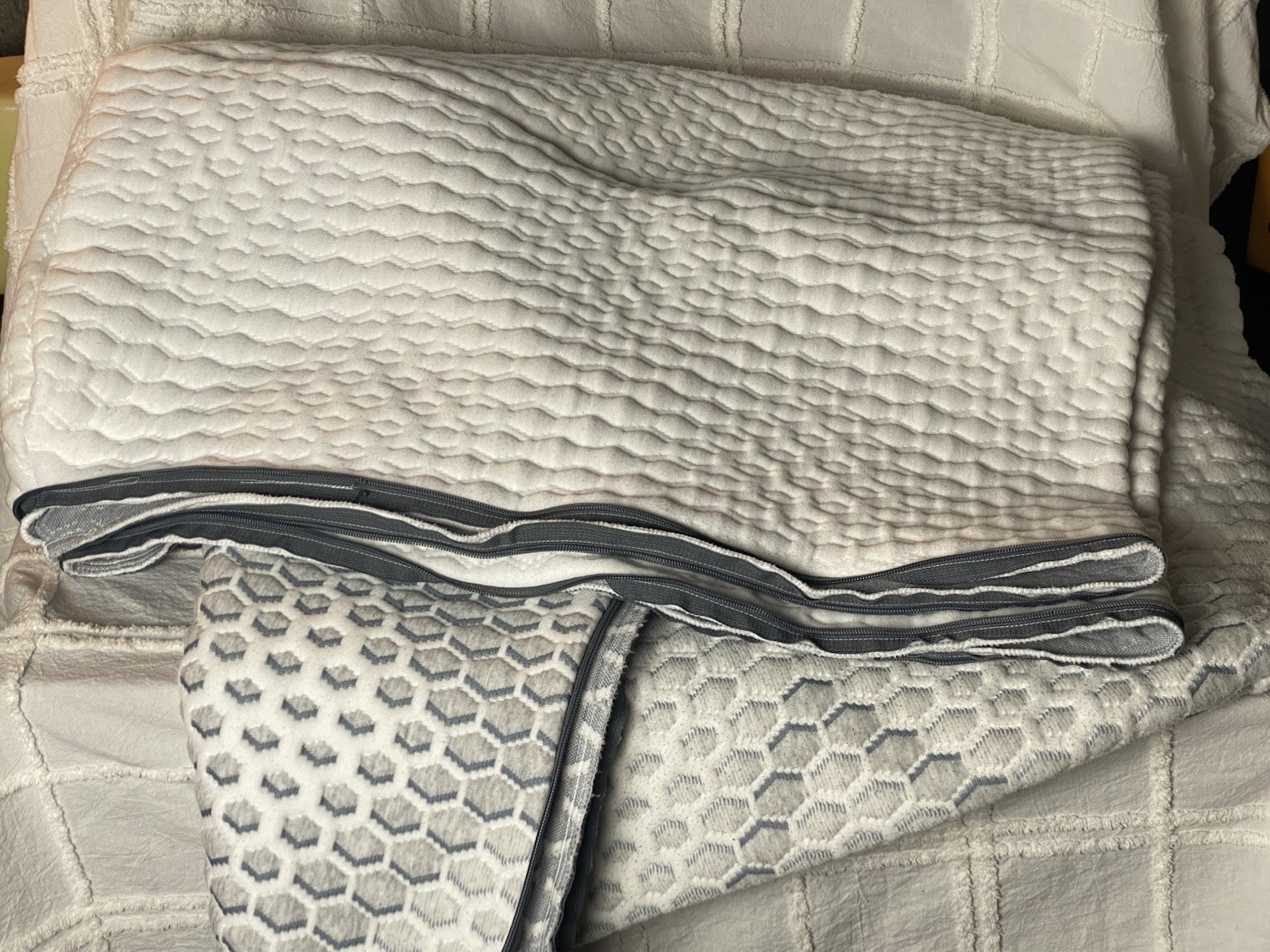 SMART LIFE by KING KOIL – Replacement COVER for 12″ Mattress Top & Bottom Zip-On