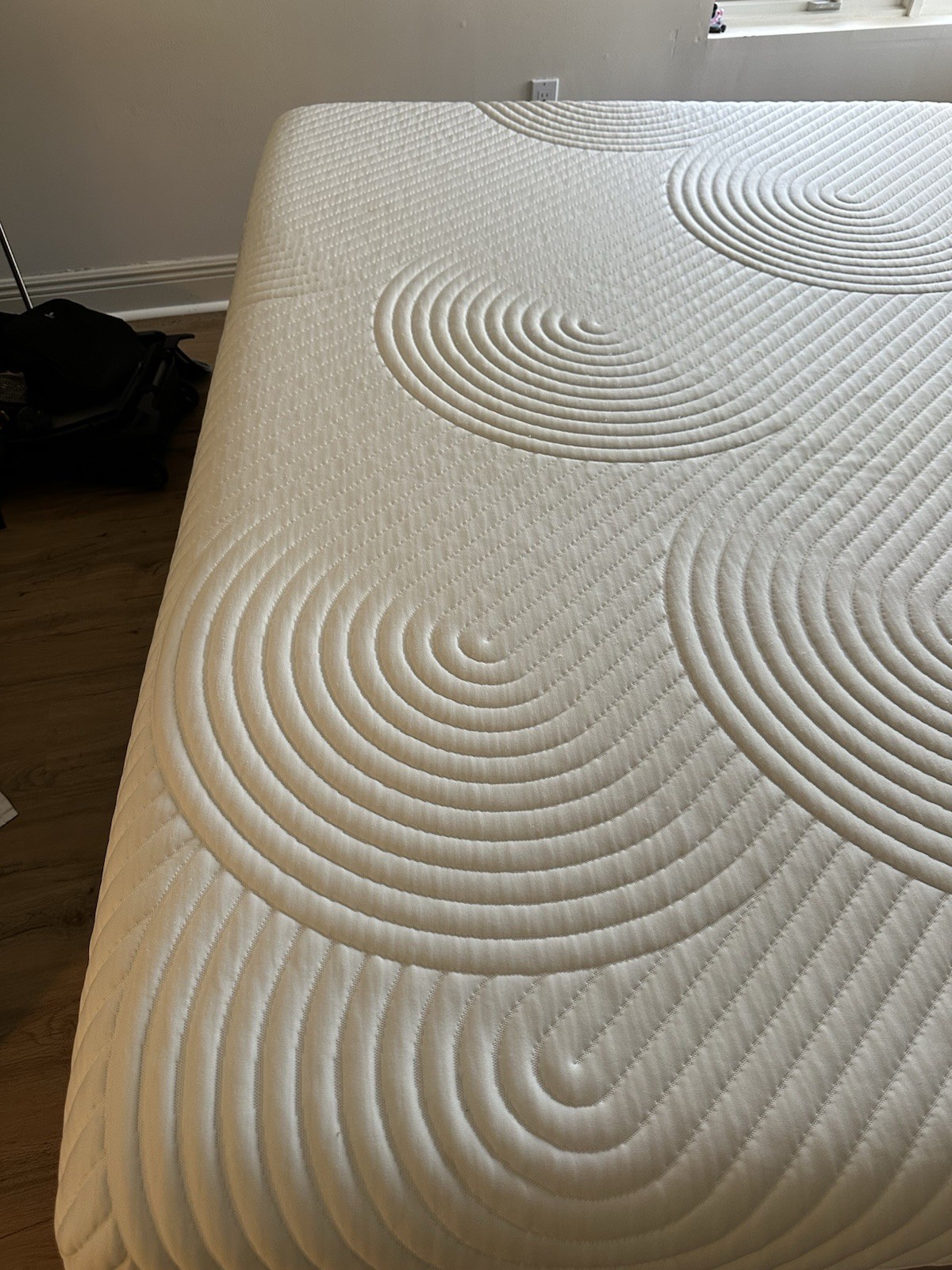 TempurPedic CONTOUR SUPREME FIRM 11.5” QUEEN MATTRESS PICKUP ONLY