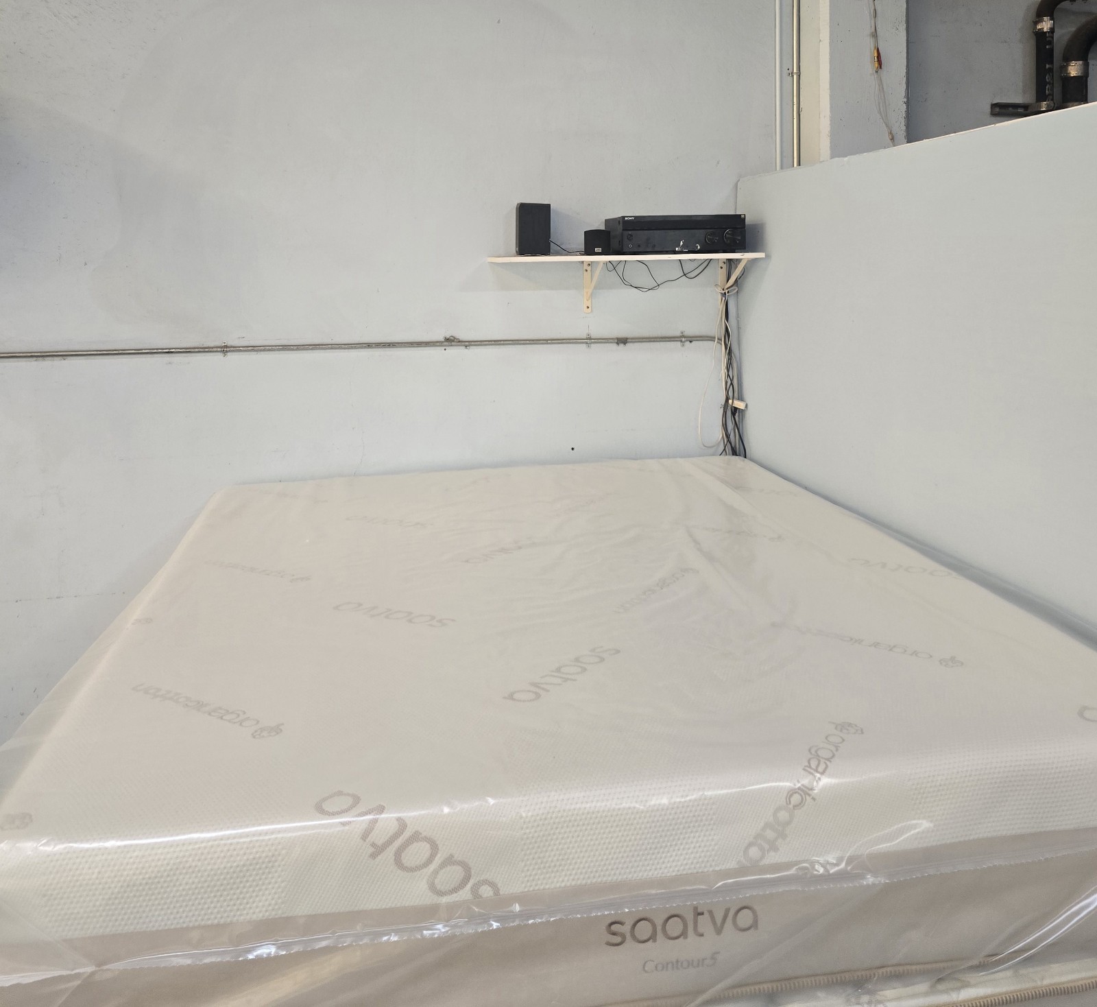 Saatva Contour5 Medium King SIZE