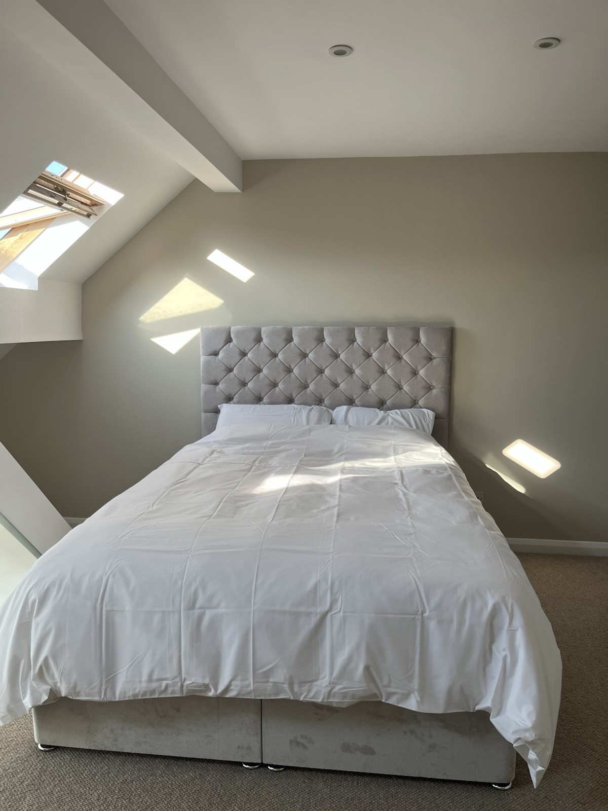 MLILY Premier 2000 Mattress Geometric Pattern White Grey Black Yellow