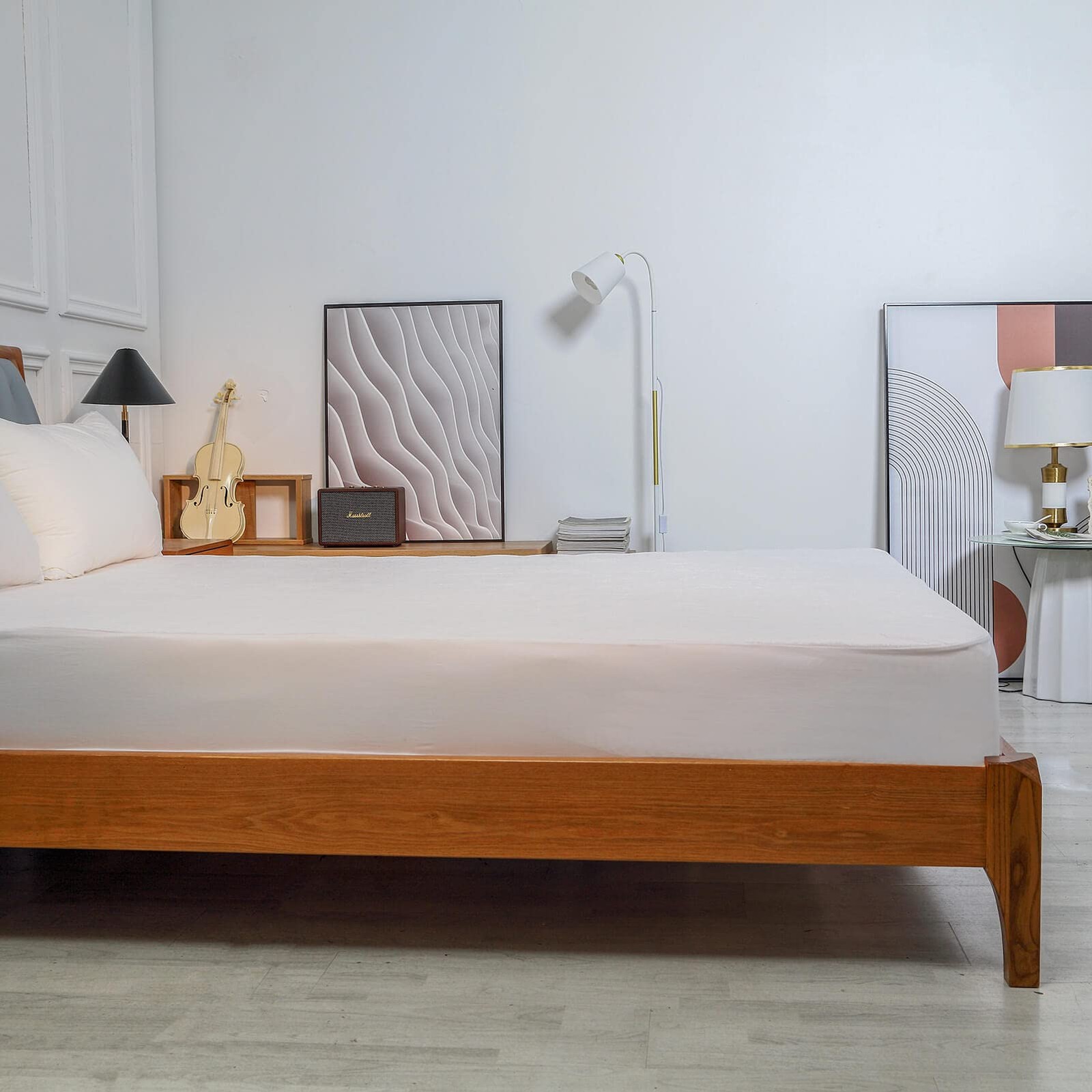 Kingnex Queen Size Mattress Protector Waterproof Soft Queen, White