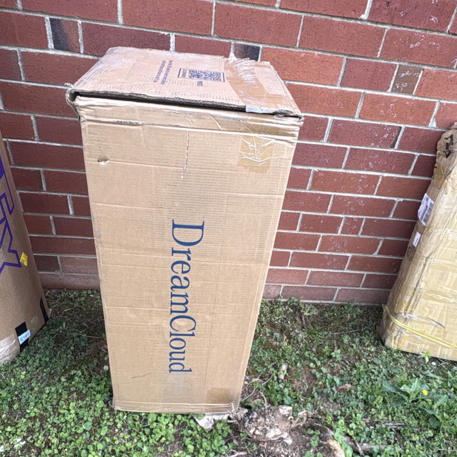 DreamCloud Sleep Mattress in Box for Adults Bedroom