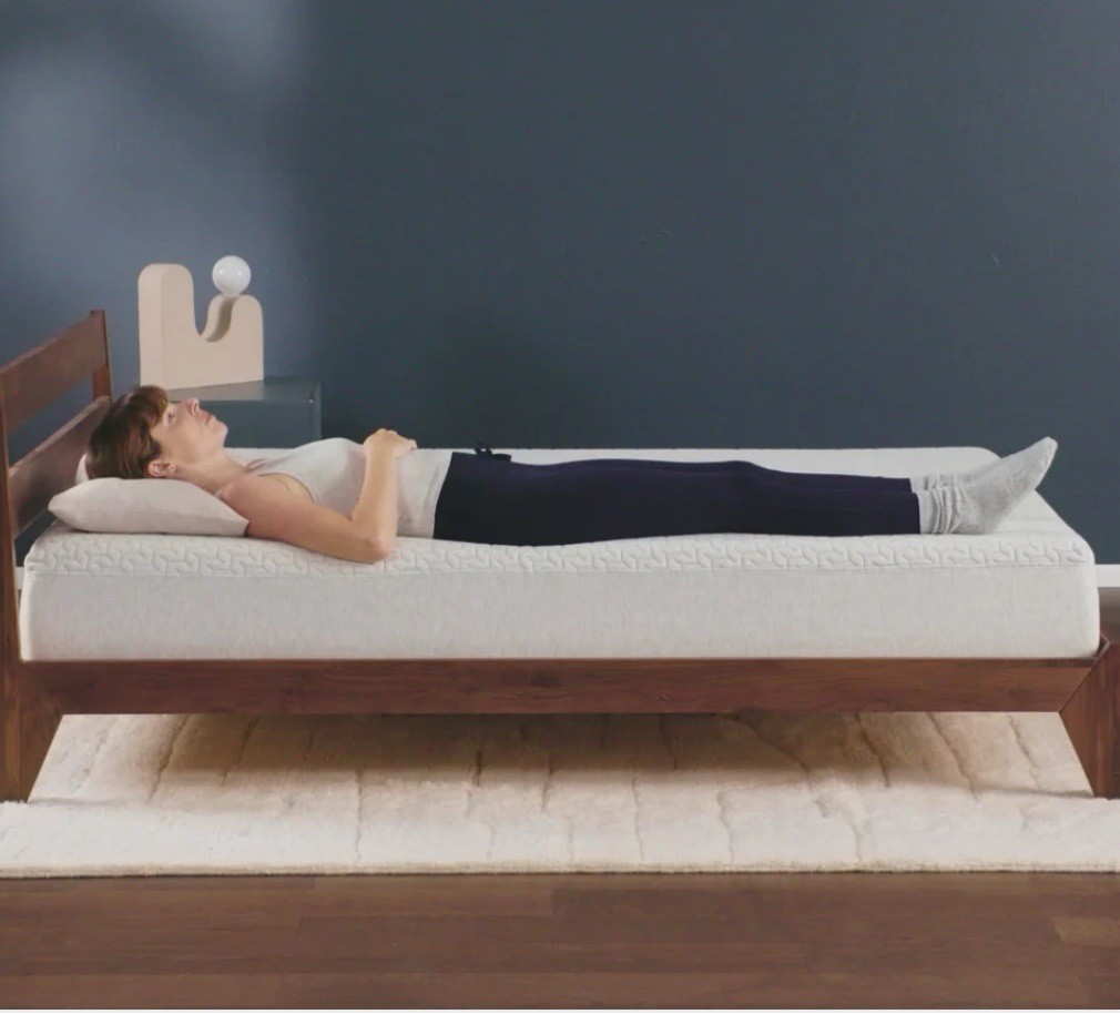 Tuft & Needle Original Queen Mattress – New In Box – Bedding Pillow Soft Sleep
