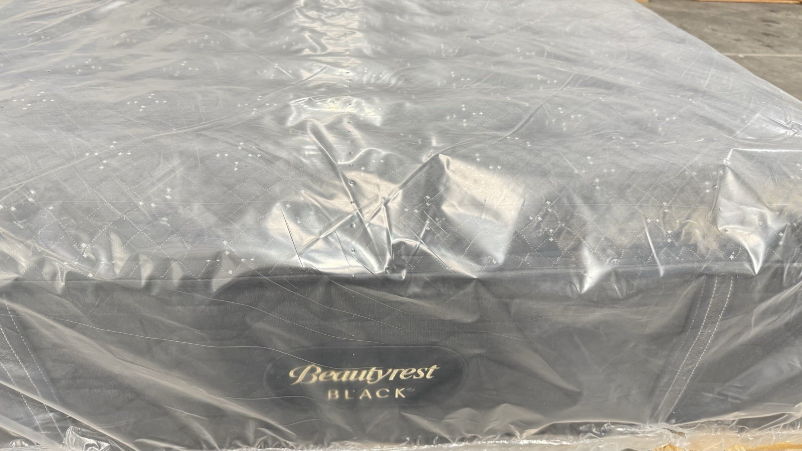 SIMMONS BEAUTYREST QUEEN BLACK SERIES 3 FIRM MATTRESS NEW FAST SHIP