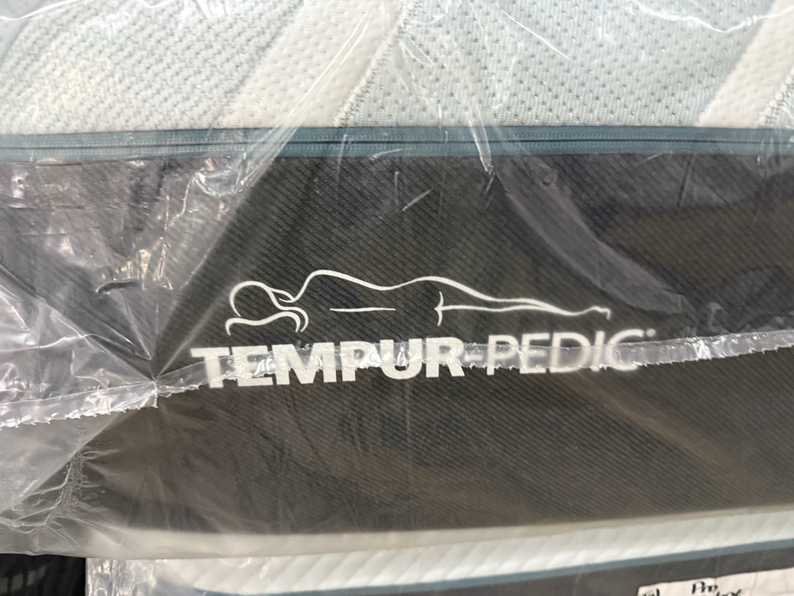 TEMPURPEDIC PRO BREEZE MEDIUM Twin XL MATTRESS-NEW-FREE SHIPPING