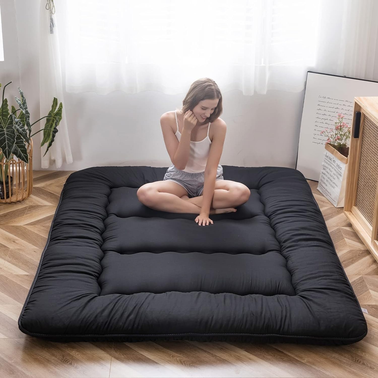 Durable 4-Inch Tatami Mattress – Lightweight Black Futon for Kids & Adults