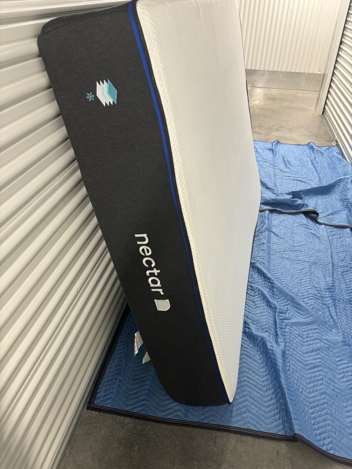 The nectar mattress , Queen, Slightly Used