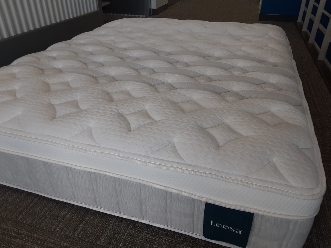 Leesa Sapira Hybrid Chill Mattress KING / FREE Delivery