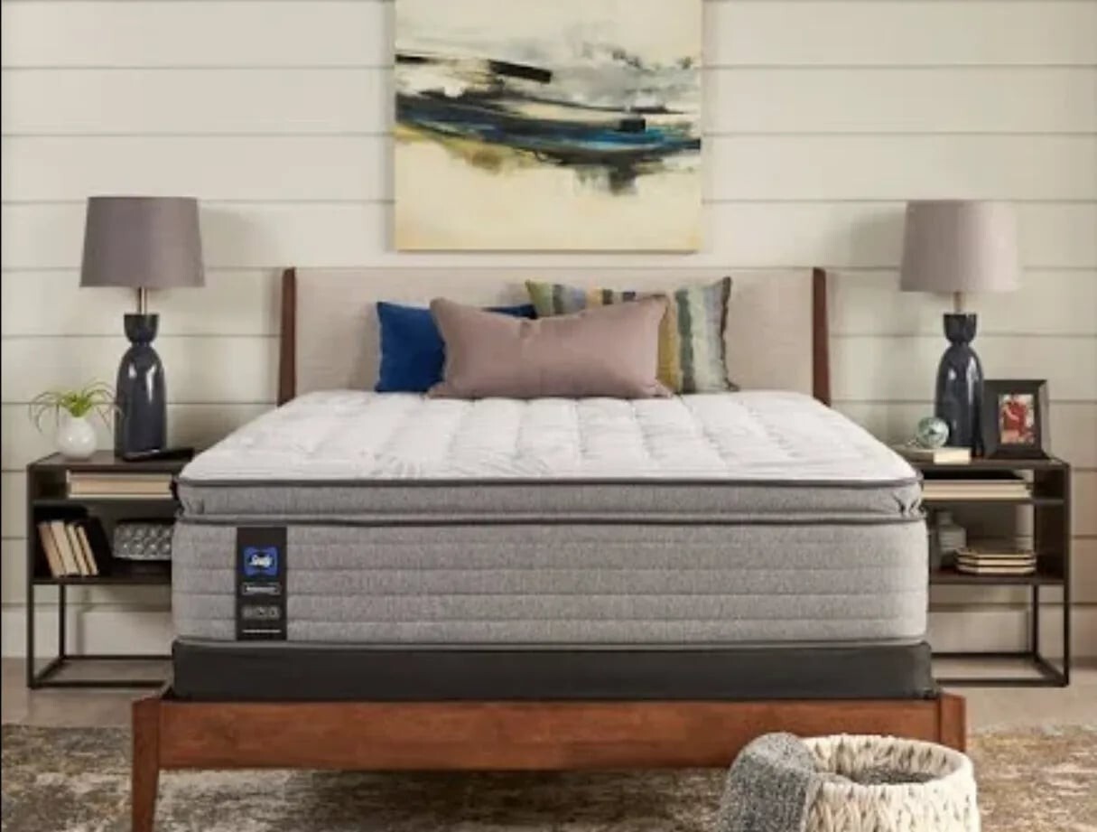 Sealy King Size Mattress and Box spring set | Posturepedic Plush | Luxury Bed