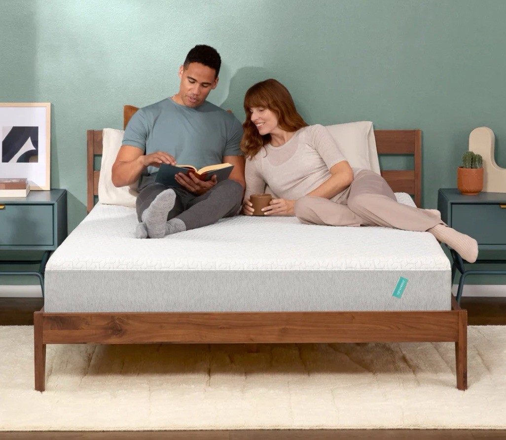 Tuft & Needle Original Queen Mattress – New In Box – Bedding Pillow Soft Sleep