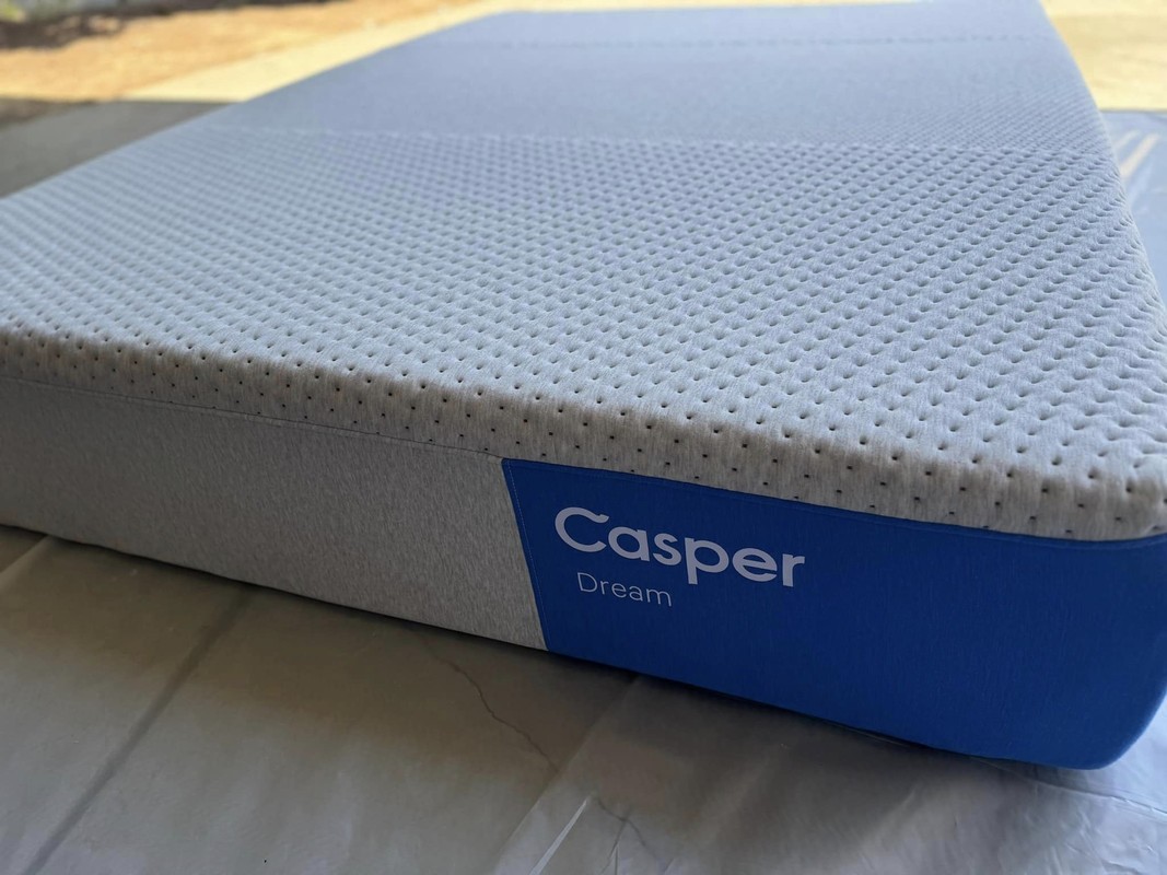 Casper Dream Hybrid Mattress QUEEN / FREE Delivery