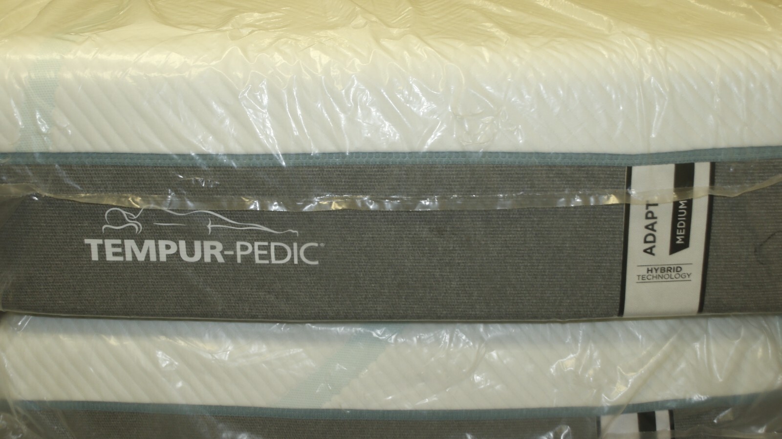 Tempur Pedic Adapt Medium Hybrid Technology Split Cal King (x2 Twin)Mattress Con