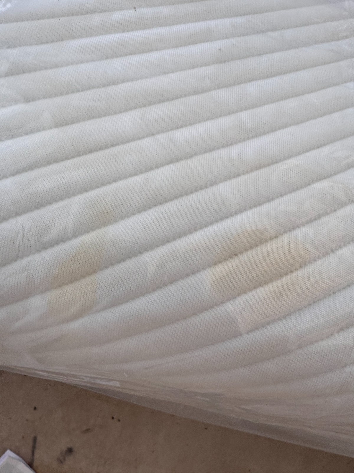 Tempur-pedic mattress Adapt Medium Contour Twin XL/ Split King ex-display.