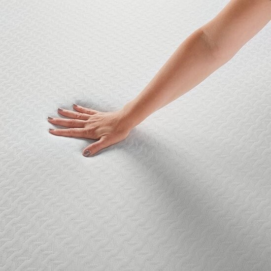 Serta sheer slumber 8″ queen mattress Brand New!