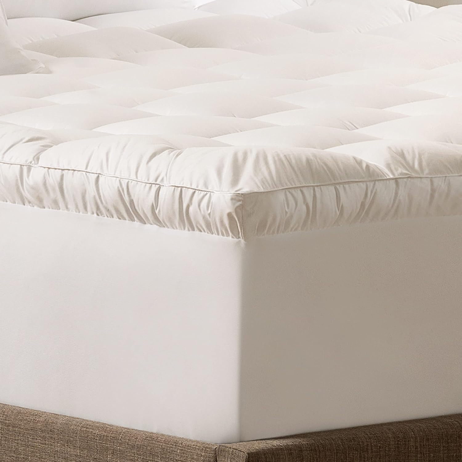 down Illusion Soft Hypoallergenic 2 Inch Pillowtop Simple Fit Mattress Topper, Q