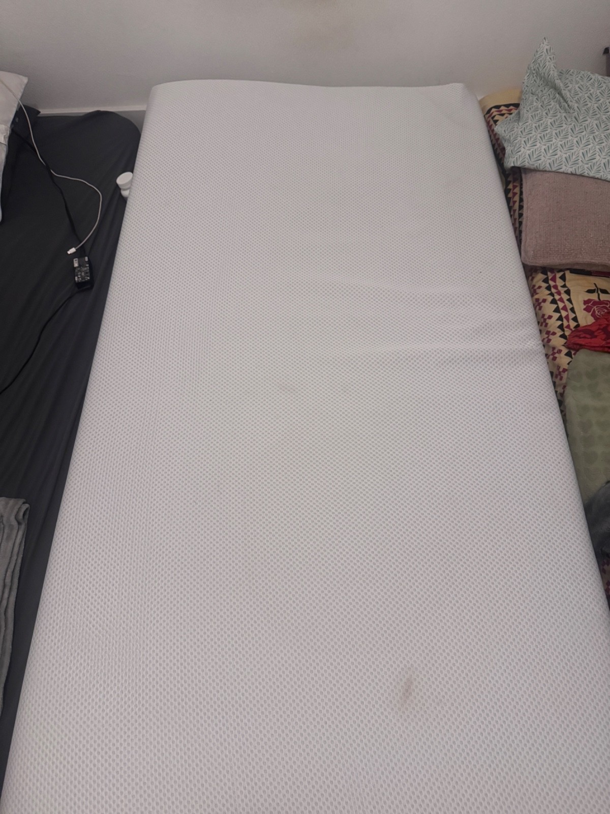 ZINUS Green Tea Memory Foam Twin Mattress – White