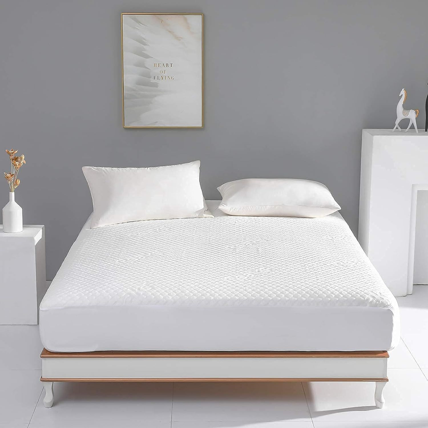 King Size Waterproof Mattress Protector Cooling Rayon from Bamboo King, White