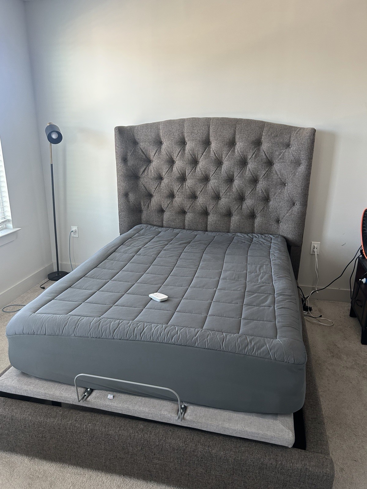 Sleep Number Dual Pump Mattress Queen Size with Wireless Remote