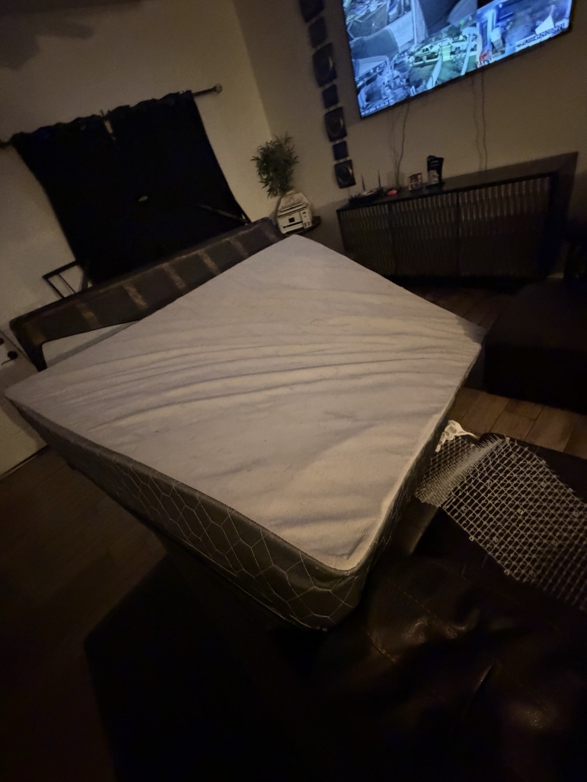 White Rectangle Mattress for Bedroom Adults with Patterned Sides