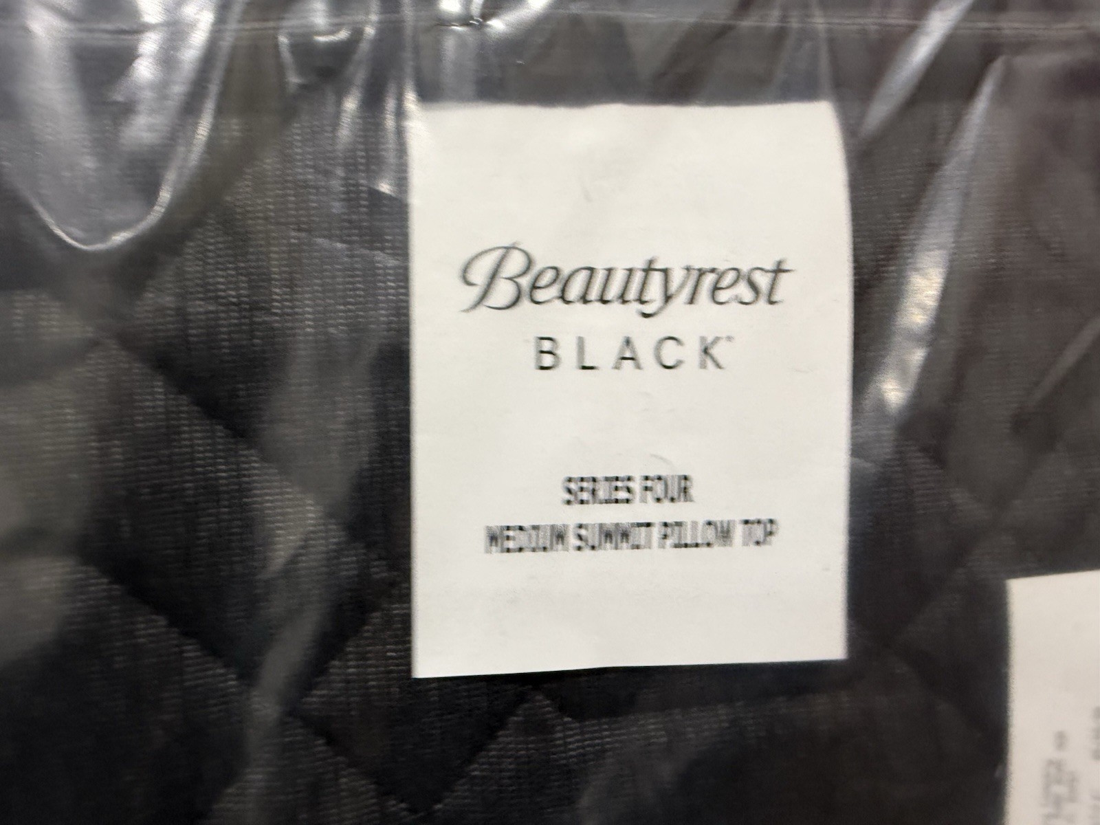SIMMONS BEAUTYREST BLACK KING SERIES 4 PILLOWTOP MEDIUM 2025 MATTRESS NEW