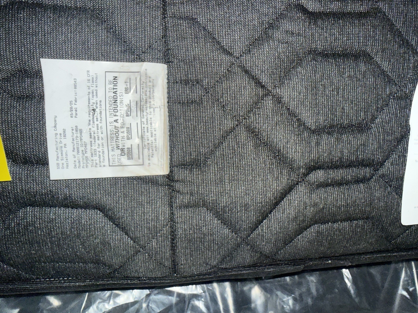 SIMMONS BEAUTYREST QUEEN BLACK SERIES 3 FIRM MATTRESS NEW CLEARANCE FAST SHIP