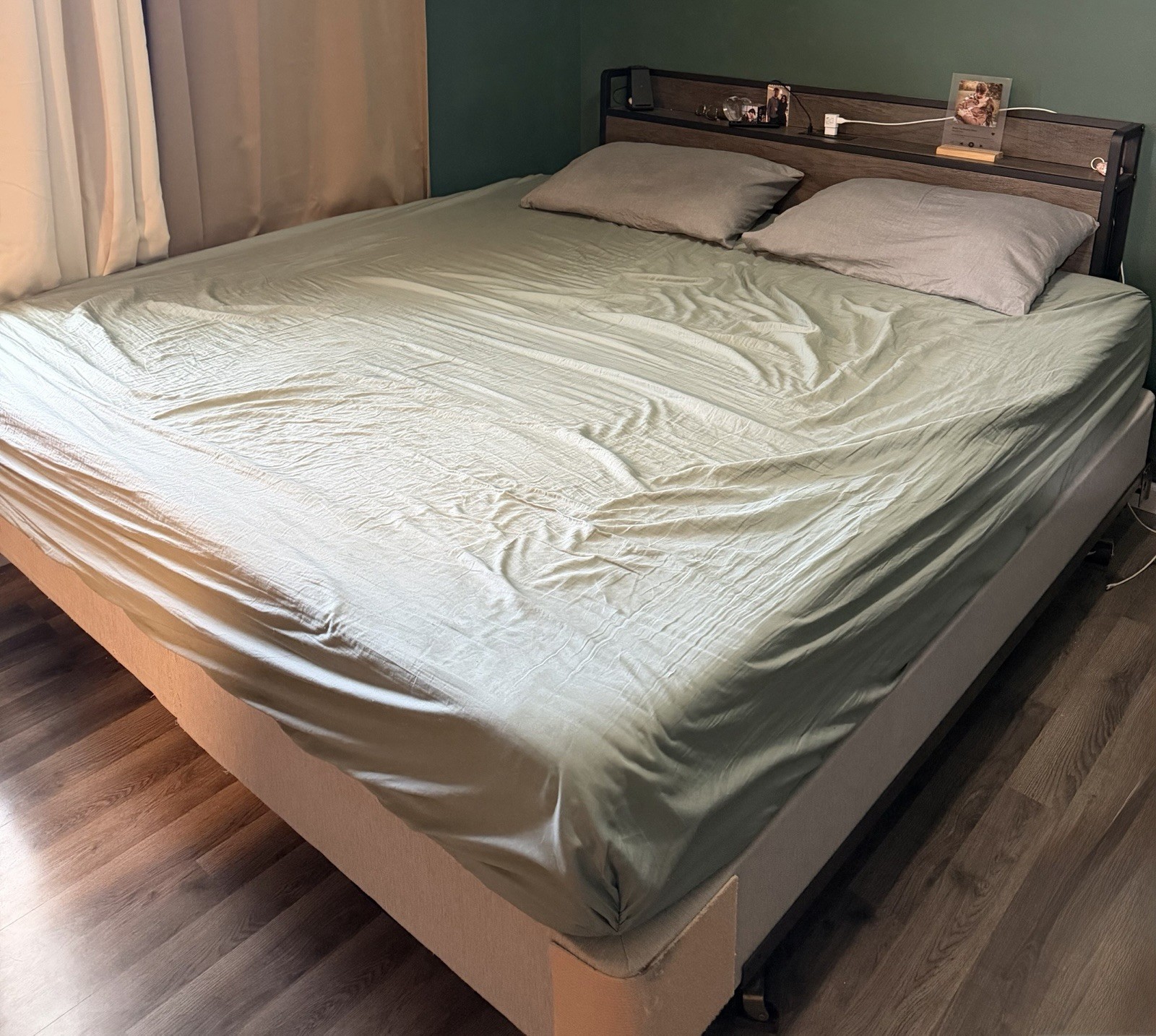 King size Sleep Number 360 p5. Less than five years old. message for details