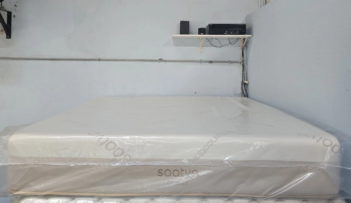 Saatva Contour5 Medium King SIZE