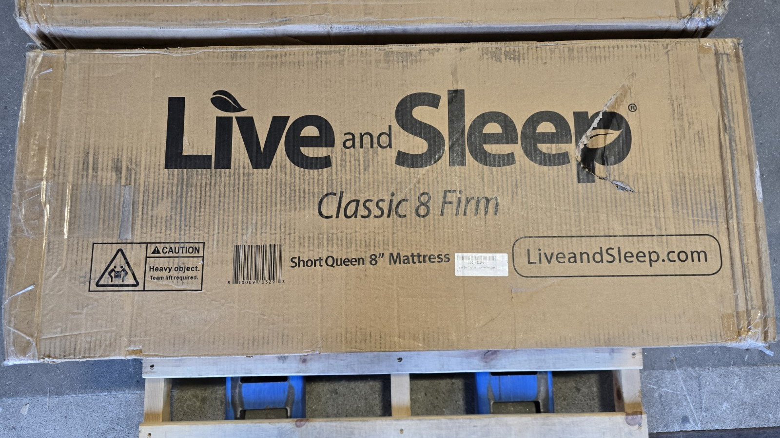Live and Sleep Classic RV Short Queen Mattress, Firm 8-Inch Memory Foam Mattress