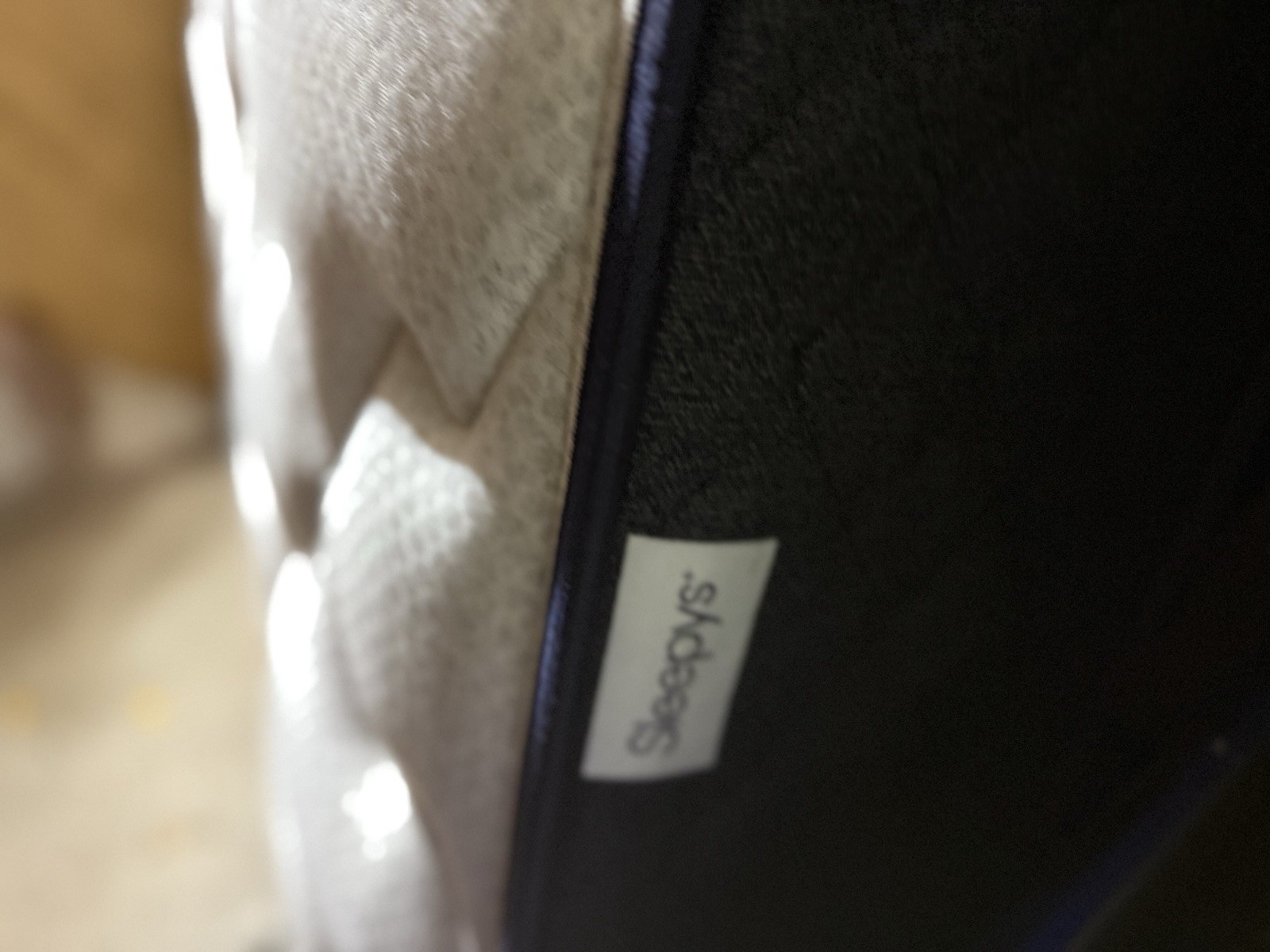 Sleepy’s Rest Queen Mattress | Medium Feel Innerspring | Lightly Used | CLEAN