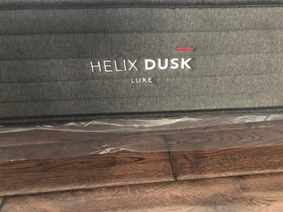 Helix Luxe Dusk Mattress King, Original Cover, Top Layer: ErgoAlign Layer