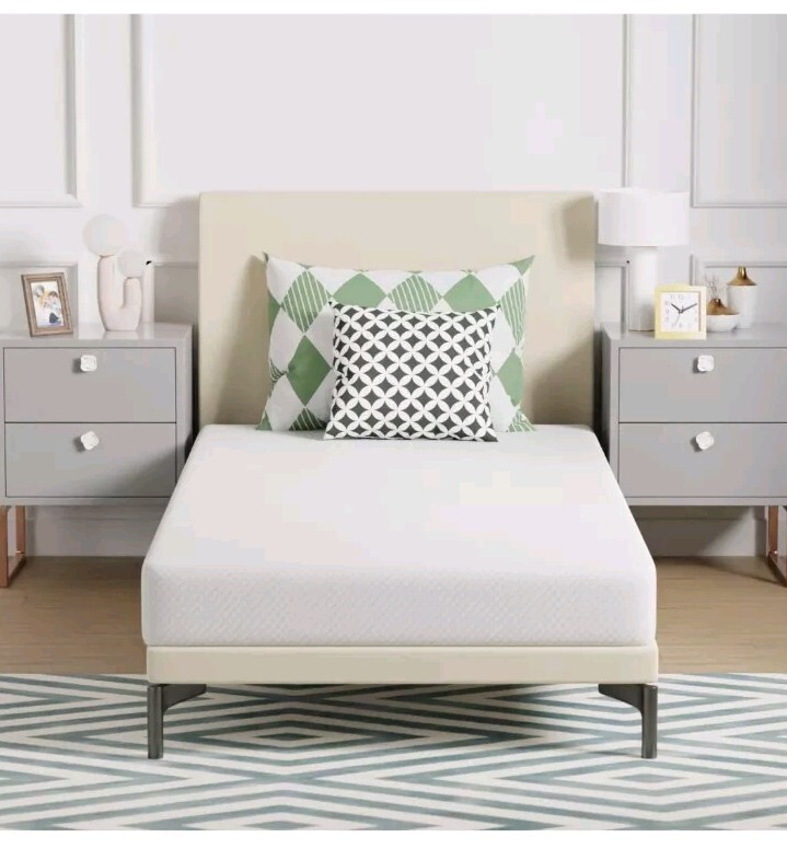 FDW 6″ Modern Style Memory Foam Narrow Twin Mattress in White