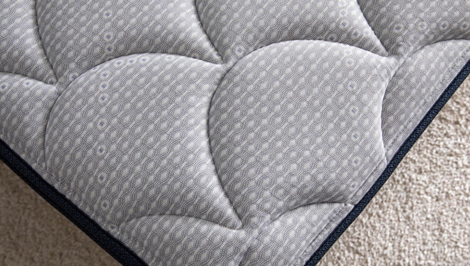 Serta Perfect Sleeper Charlotte Medium Plush Euro Top – Queen Size Mattress