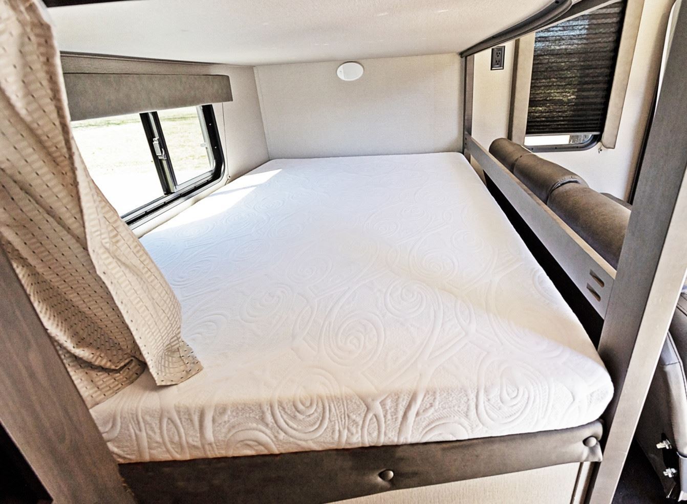 Camper Sleep® 6″ Excursion / Memory Foam Mattress