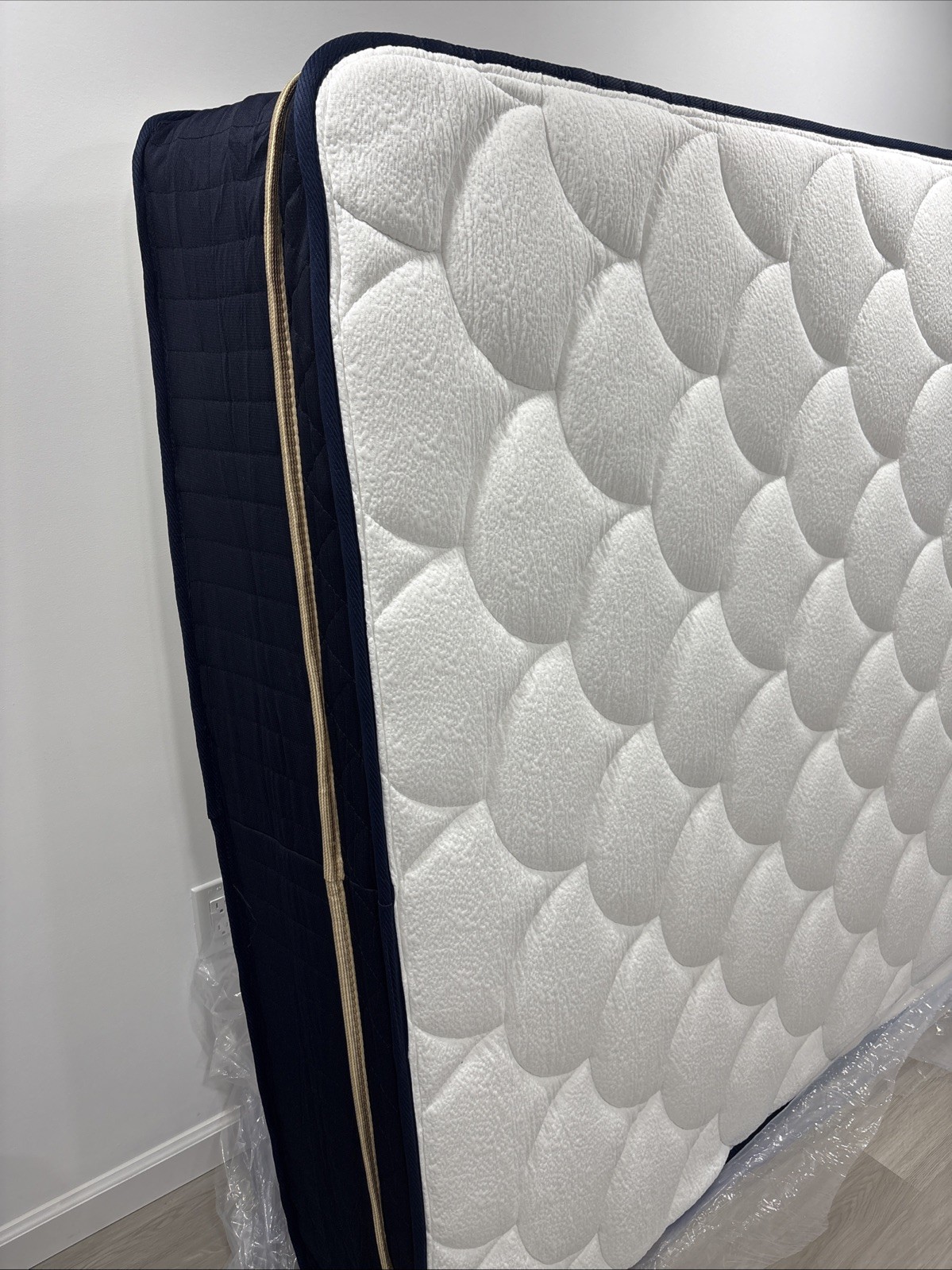 12 Inch Queen Mattress – Medium Firm Hybrid Memory Foam Mattress, 80″ x 60″