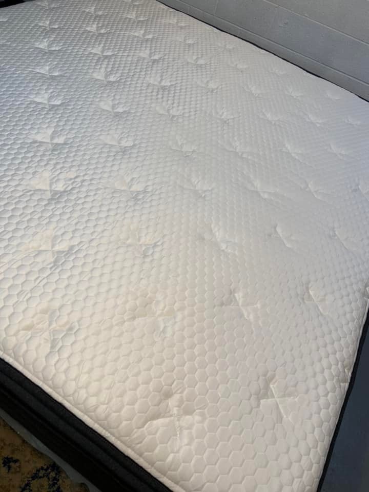 Helix Midnight Luxe Queen Size Mattress
