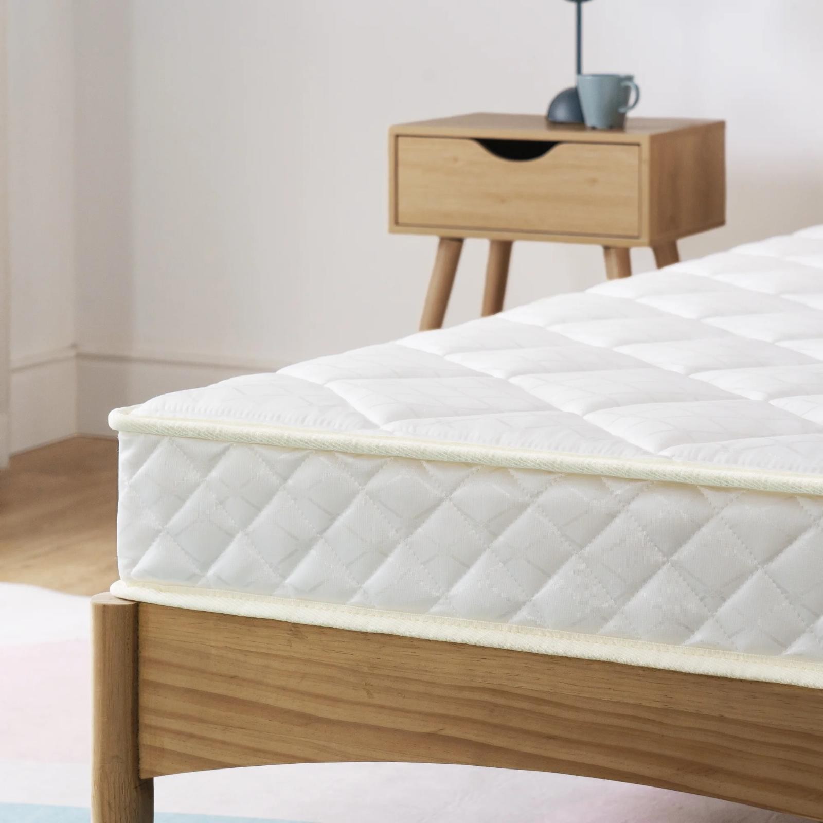 Zinus 6″ Twin Size Mattress Bonnell Inner Springs And Foam For Adults And Kids