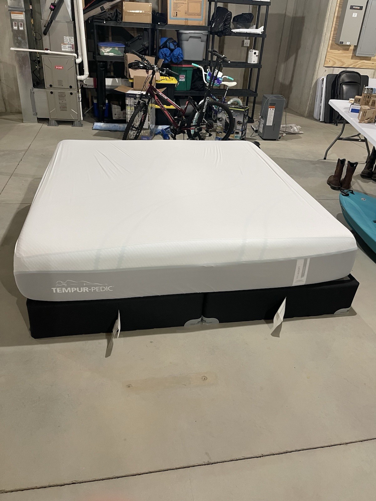 Tempur Pedic Pro Adapt Medium Hybrid King