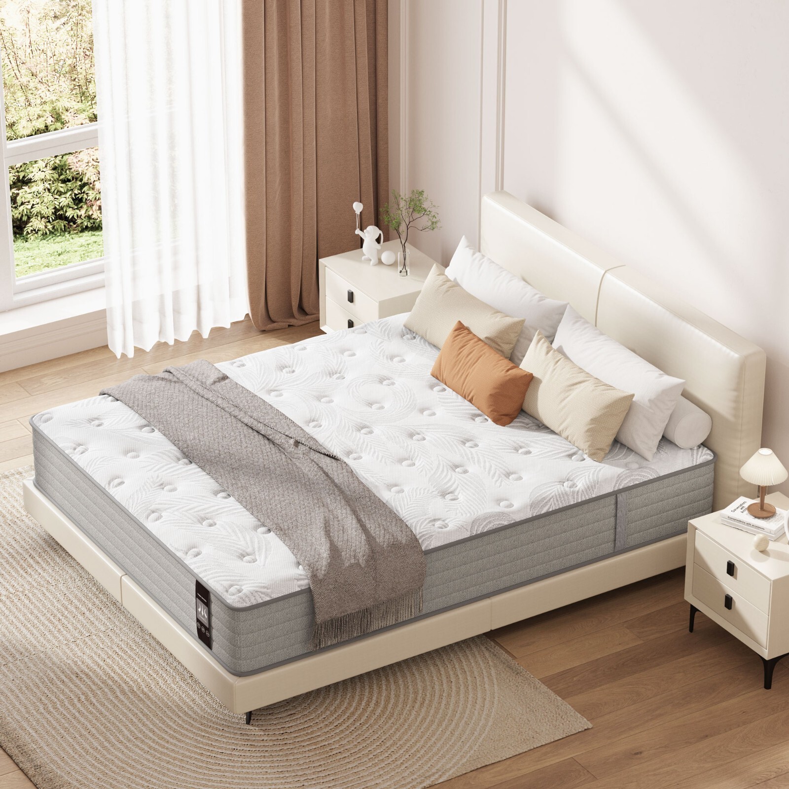 14 Inch Full Size Mattress Hybrid Gel Memory Foam Pocket Coils Mattress In a Box