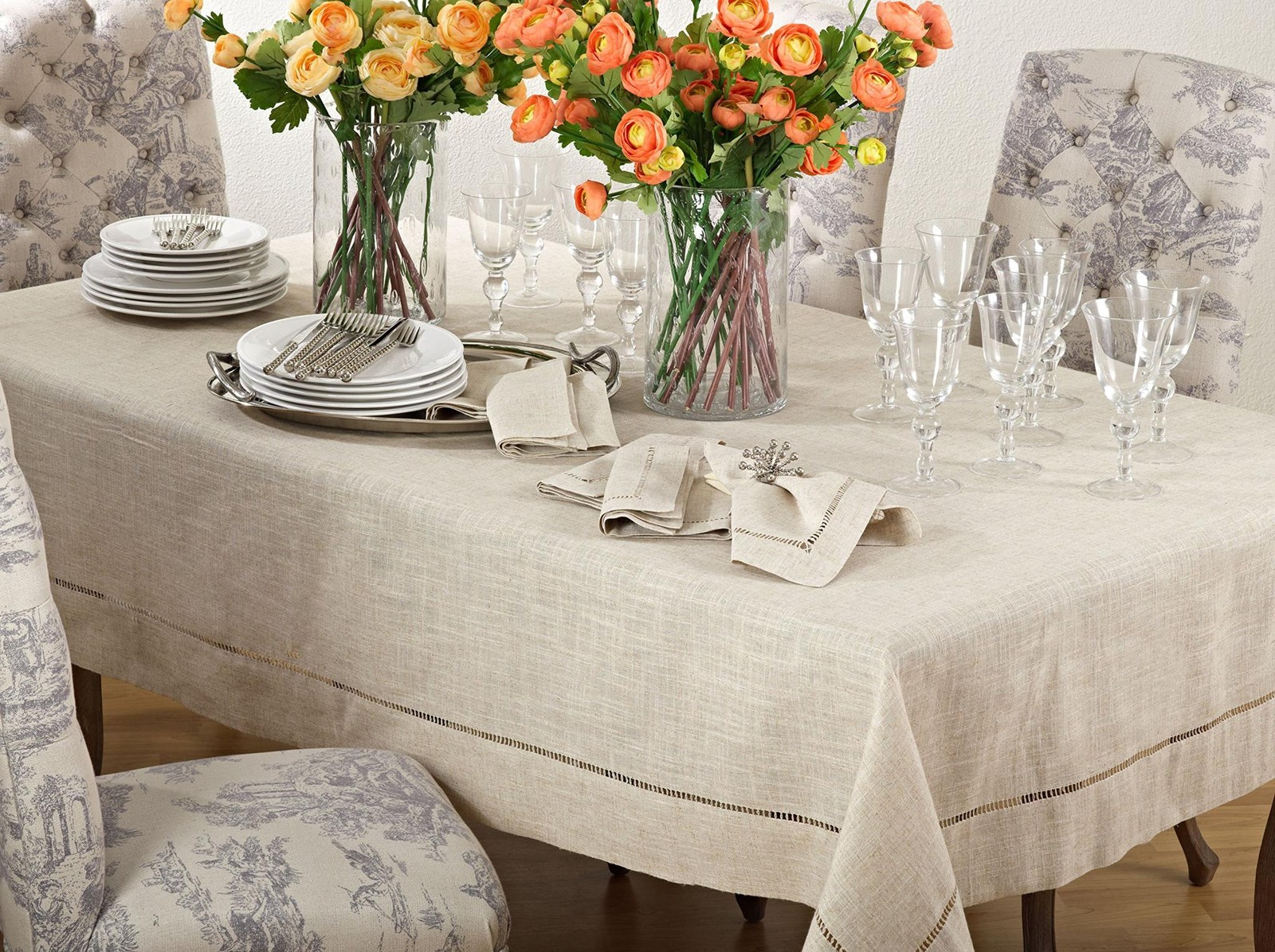 SARO LIFESTYLE Poly and Linen Blend Toscana Tablecloth with Hemstitch Border, Na