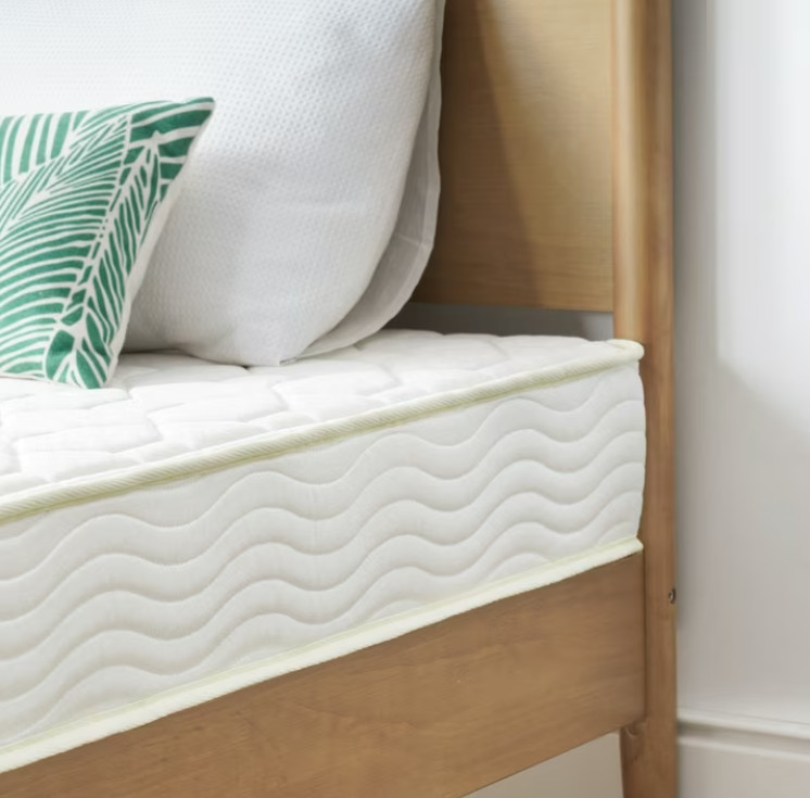 Zinus 6″ Core Comfort Tight Top Bonnell Innerspring Mattress, Twin XL