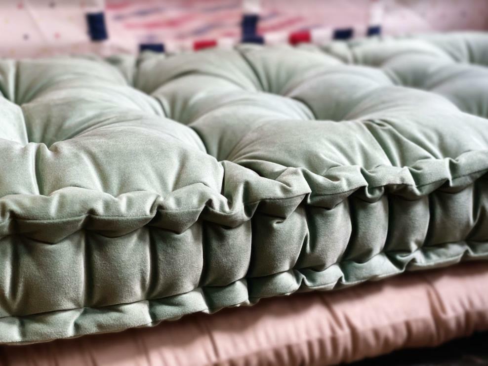 Custom French Mat mattress Daybed Sofa Cushion Day Bed Bench Seat Hand Tufted